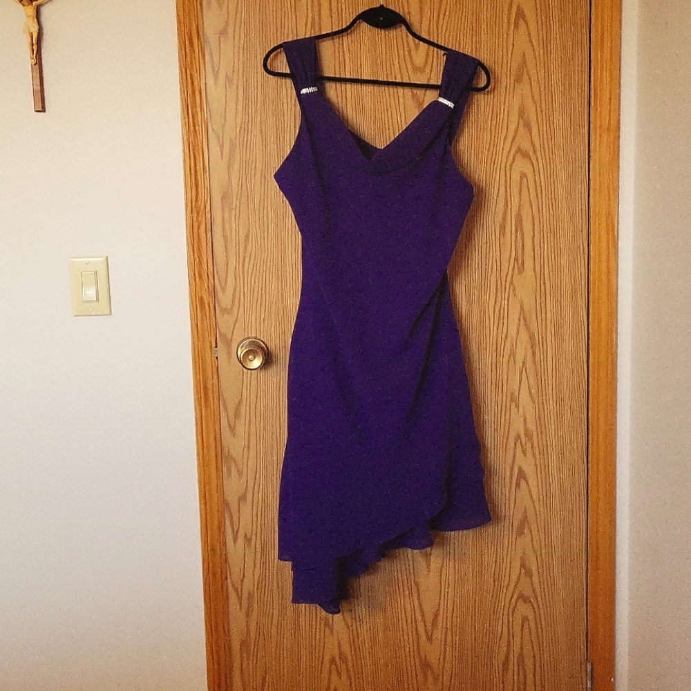 Petite size 12 dress with cowl neck.